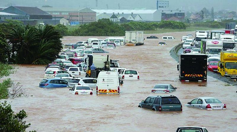 Floods: Insurers expect over Rs 1,000 crore claims