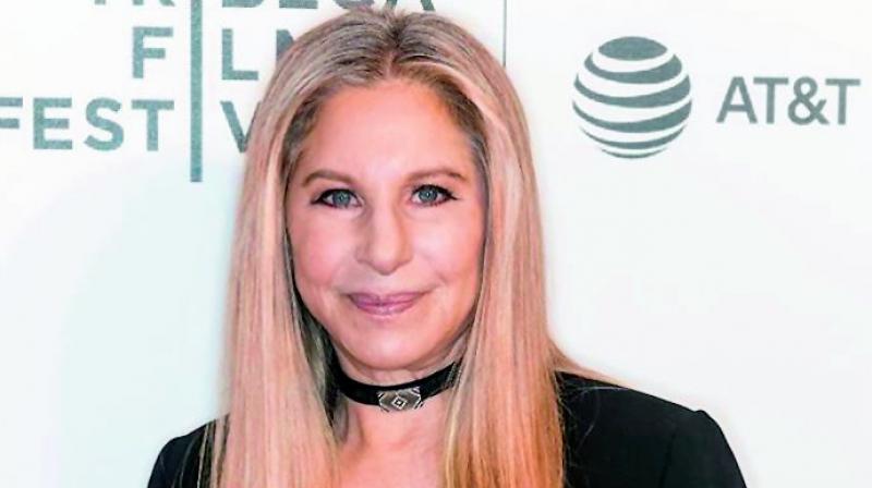 Barbra Streisand apologises for abuse remarks