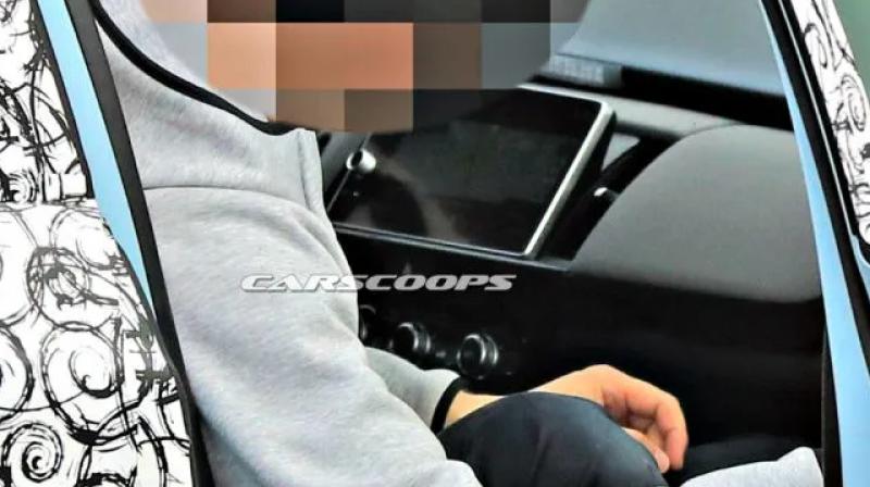 Fourth-gen Honda Jazz spied again; interior revealed