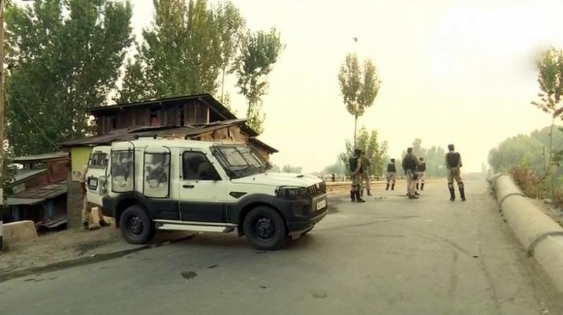 In Noorbagh, an area on the outskirts of Srinagar, a gunfight broke out after security forces launched an operation following inputs that some terrorists could be taking shelter at a house in the area. (Photo: Twitter | ANI)
