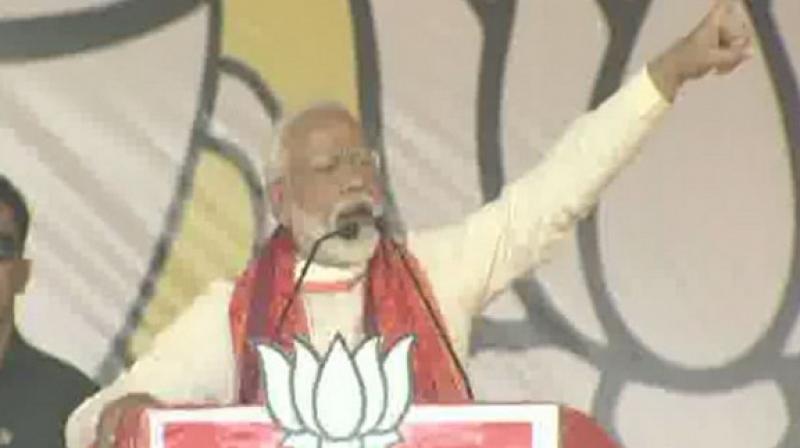 Aware of defeat, SP-BSP at each other\s throats: PM Modi in Mirzapur