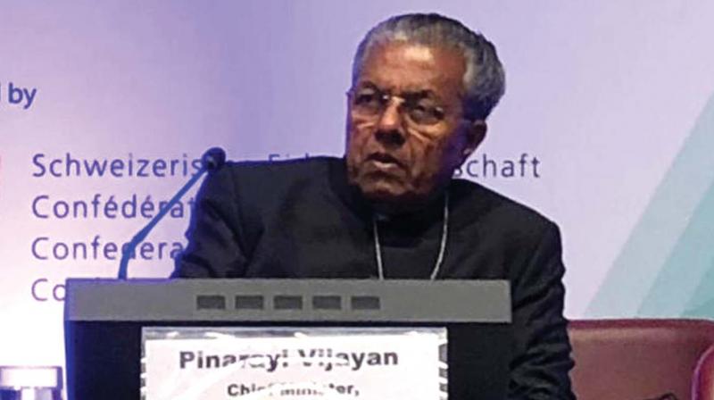 Pinarayi Vijayan stresses on early warning systems