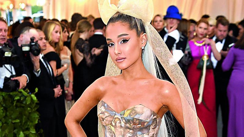 Ariana Grande comes up with new photo policy