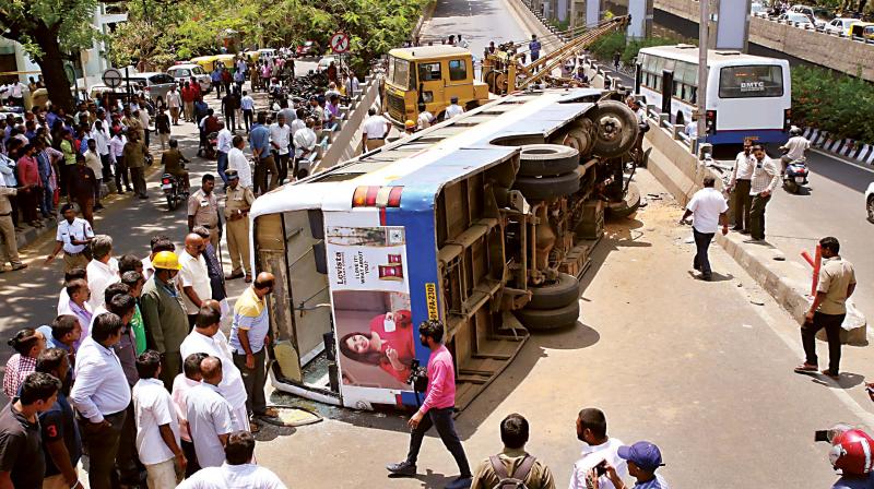 BMTC bus falls off flyover, 12 passengers injured