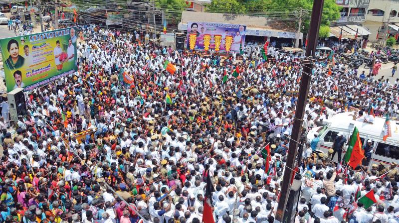 Tamil Nadu CM Palaniswami slams MK Stalin for â€˜negativeâ€™ campaign