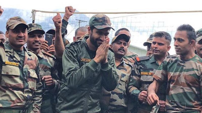 Photo: \Uri\ actor Vicky Kaushal elated to spend time with Indian Army