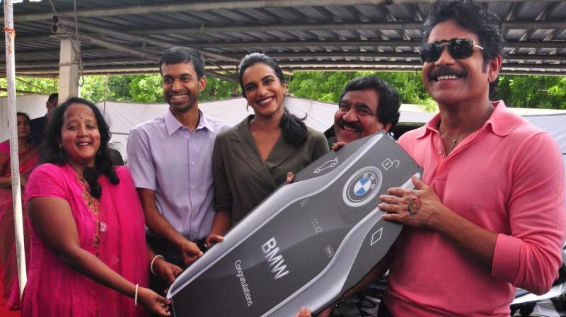 Nagarjuna Akkineni gifts BMW to badminton champion PV Sindhu, see photos