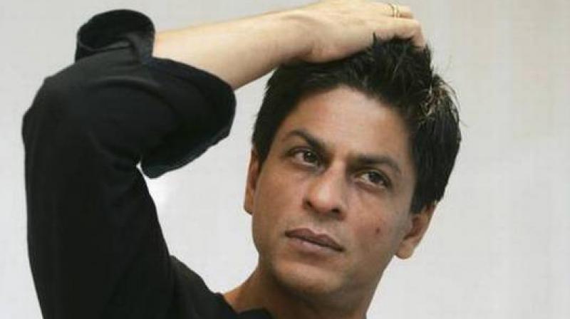 Shah Rukh Khan keen on making a \hit kind\ of film