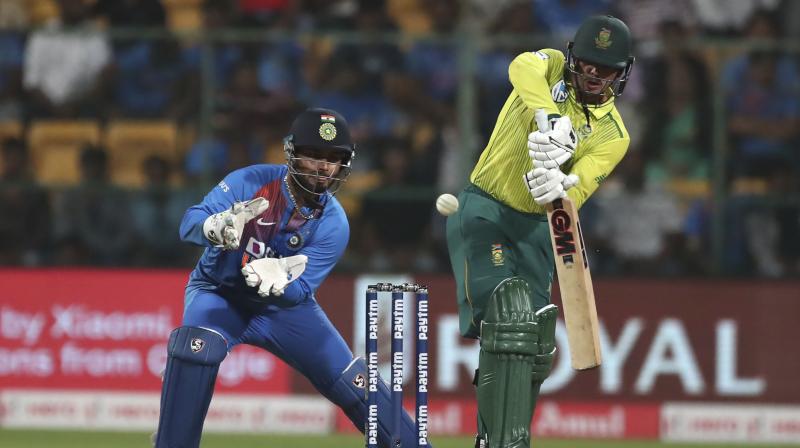 Quinton De Kock leads fight back as South Africa win third T20I to level series 1-1
