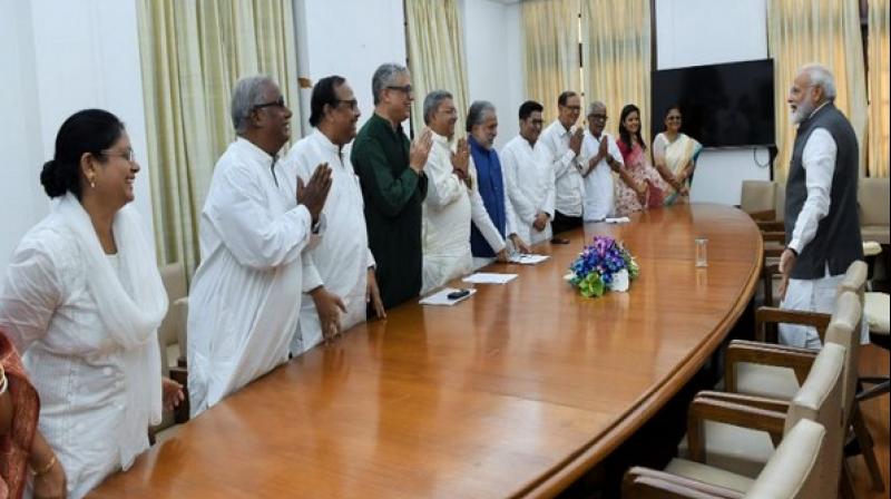 TMC delegation meets PM; requests for name change of West Bengal