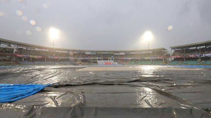 Rain stops play during India\s opening Test against SA