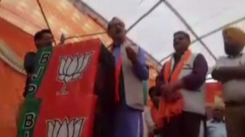 Watch: Himachal BJP chief makes obscene slur for Rahul, Cong demands apology