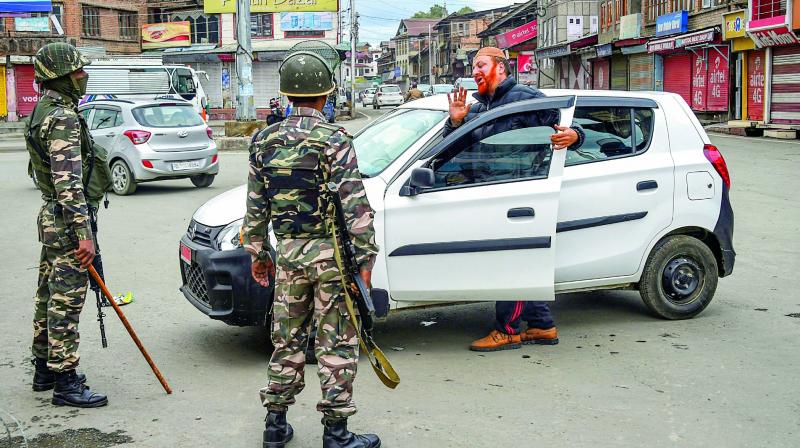 No pre-paid mobiles for now, says J&K Governor Satya Pal Malik