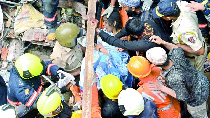 Mumbai building collapse killed 11, including a child