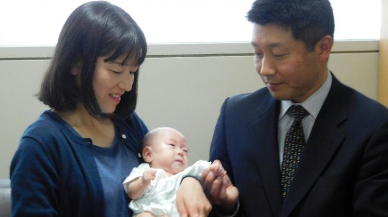 Japanese couple take home â€˜worldâ€™s smallest baby boyâ€™