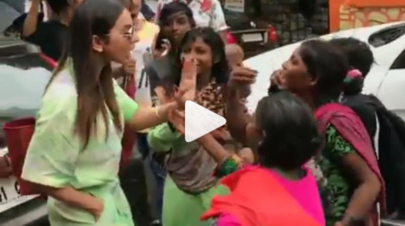 Watch: Rakul Preet Singh mobbed by street urchins and here\s what happened next