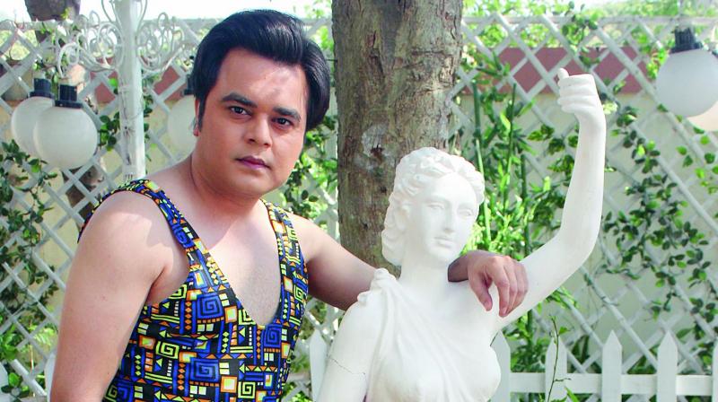 Sandeep dons a swimsuit for show