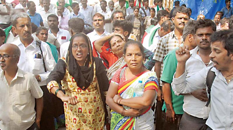 Bengaluru: Farmers who lost land to PRR to intensify agitation