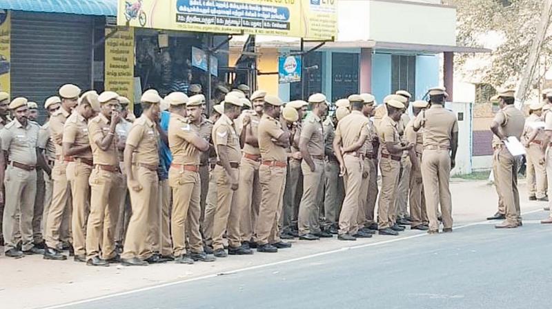 Police security at Thirubhuvanam following murder of Ramalingam, son of former PMK town secretary. (Image DC)