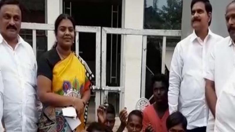 TDP workers hold protest demanding reopening of Anna canteen