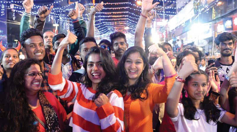 Revellers on Brigade Road in Bengaluru on the New Years eve (Photo: DC)