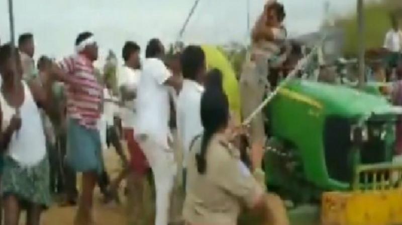 TRS leader who thrashed forest official in T\gana gets his position back