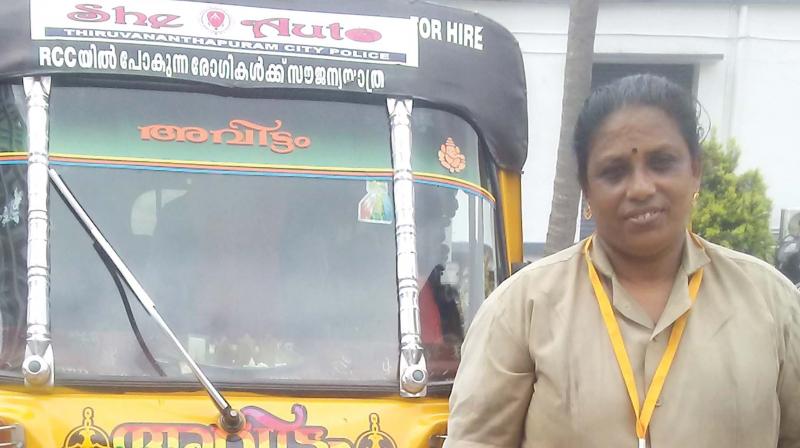 Seetha braves odds to drive â€˜She-autoâ€™ in Thiruvananthapuram