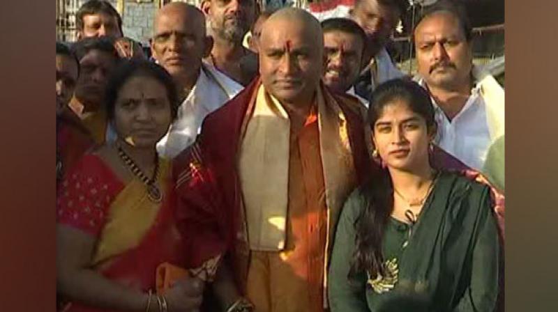 Andhra Pradesh: Endowments Minister V Srinivas visits Tirupati Balaji temple