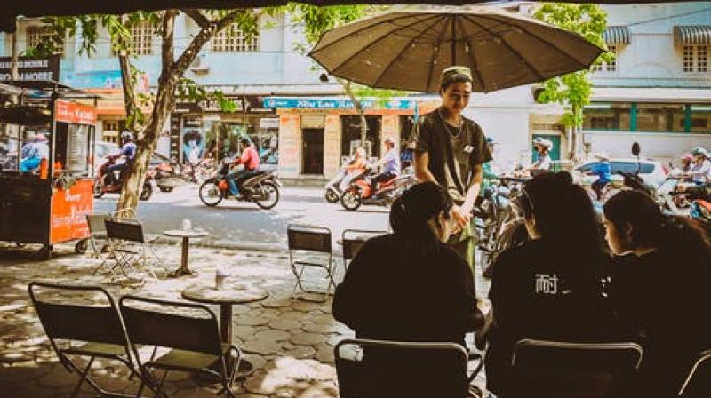 Trackside cafes shut down in Hanoi