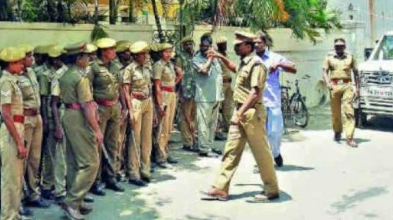 TRS woman leader held for hitting traffic cop with footwear