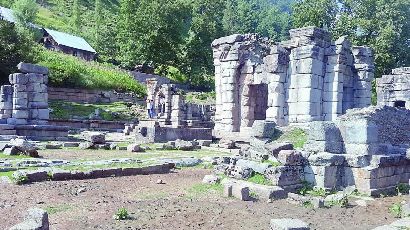 The historical site has no signboards to explain its importance to visitors (Photo: DC)