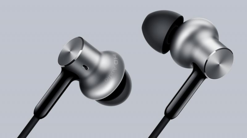 The headphones will be available at exclusively at Xiaomis website Mi.com from today in silver colour.