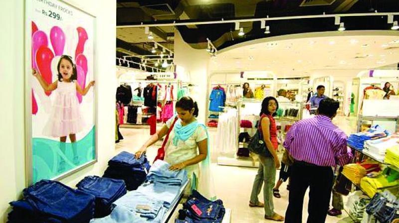 Retail sales to stay soft this quarter