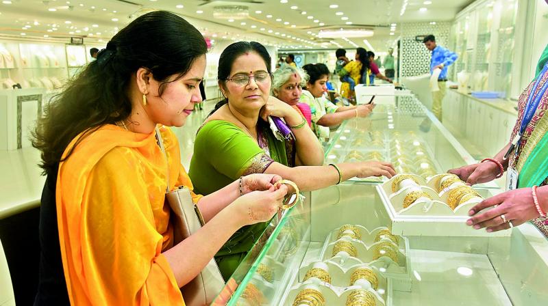 Hyderabad: Customer hold off on buying gold at 6-year high