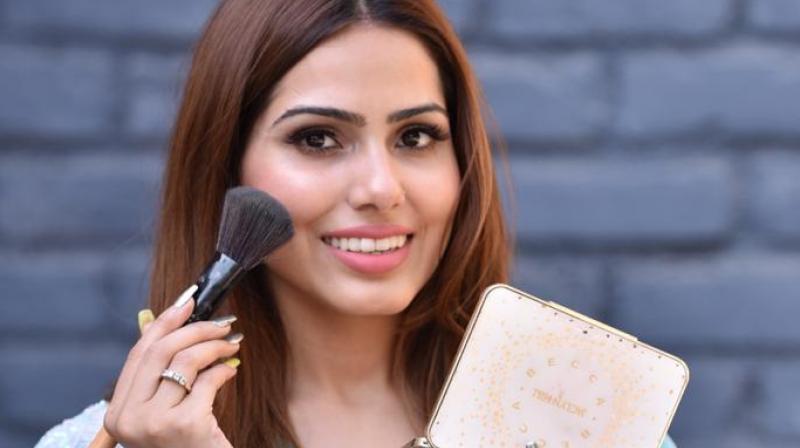 Meet Agrika Kalra - a self made entrepreneur who is a gift to beauty world!