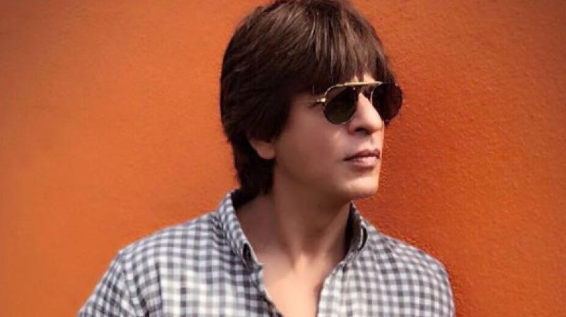 Shah Rukh Khan clocks 39 million followers on Twitter, shares heartfelt post