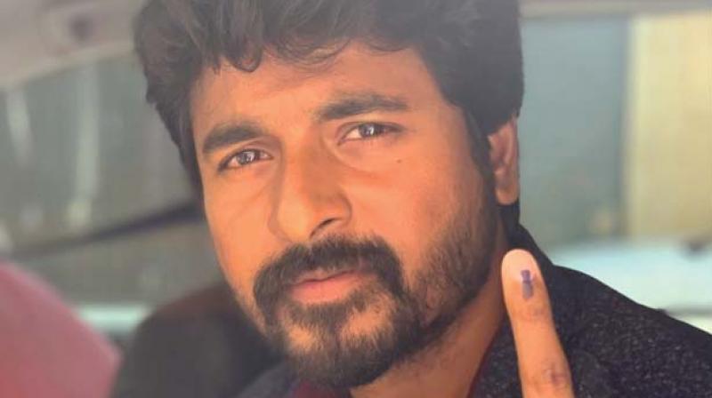 Chennai: Poll official in spot for allowing actor to vote sans name in rolls