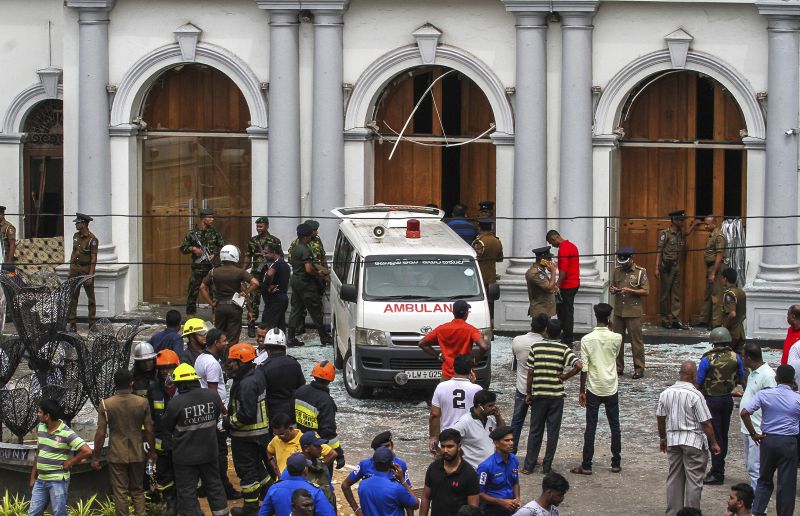 Sri Lankan Army soldiers secure the area around St. Anthony Shrine after a blast in Colombo, Sri Lanka. (Photo:AP)