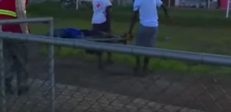 Ismail Mrisho Khalfan was taken a hospital after he collapsed on the pitch. (Photo: Youtube/ Screengrab)