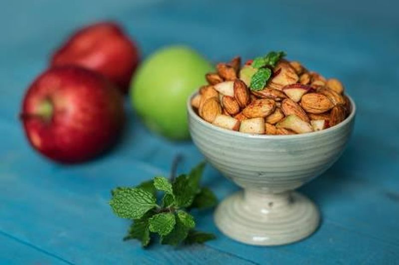 Almond- Apples Chaat