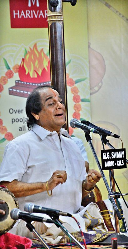 Eminent musician Madurai T.N. Seshagopalan makes a mark in Parthasarathy Swami Sabha on Tuesday.  (Photo: DC)