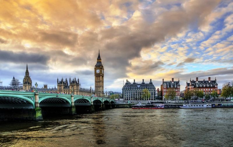  The Palace of Westminster, which houses the Parliament of the United Kingdom, on the north bank of the River Thames in the City of Westminster, in central London. 