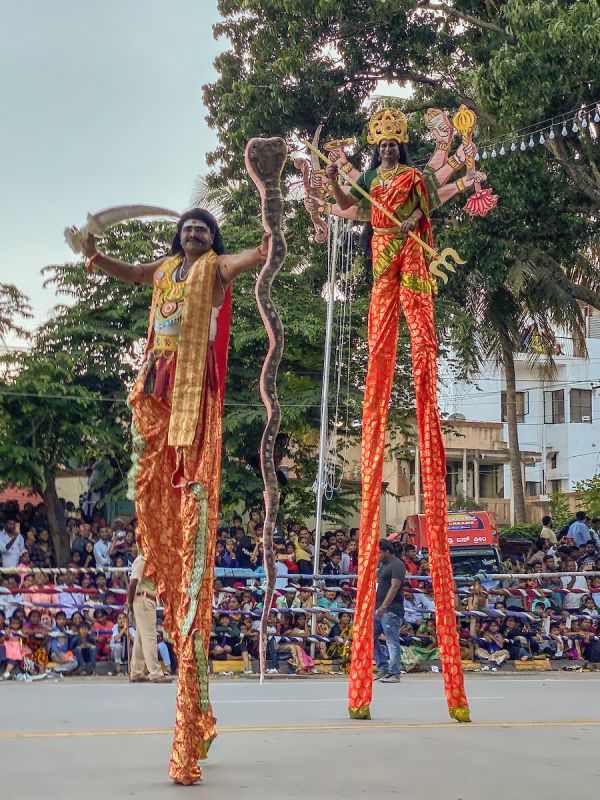 Festivities in action, captured with the wide-angle lens. (Photo: Prashanth Vishwanathan- @prashanthvishwanathan)