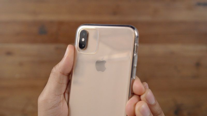 Apple iPhone 11 case hands-on