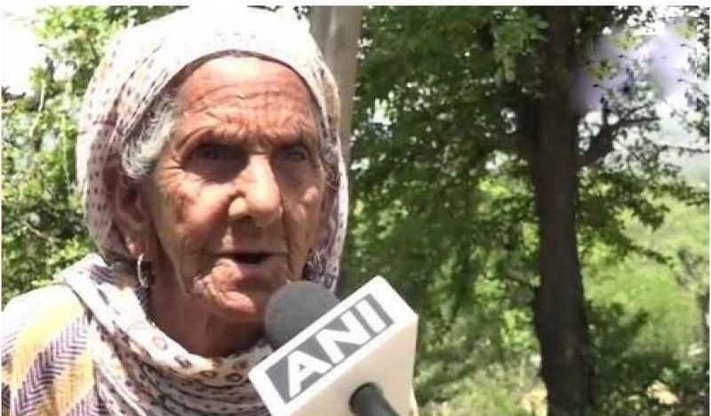 87-year-old Jammu and Kashmir woman, Rakkhi says, 'I want everyone to use a toilet as defecating in open gives birth to many kinds of diseases.' (Photo: ANI)