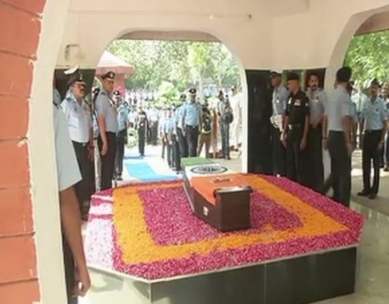 Last rites ceremony of Marshal of Indian Air Force Arjan Singh. (Photo: ANI | Twitter)