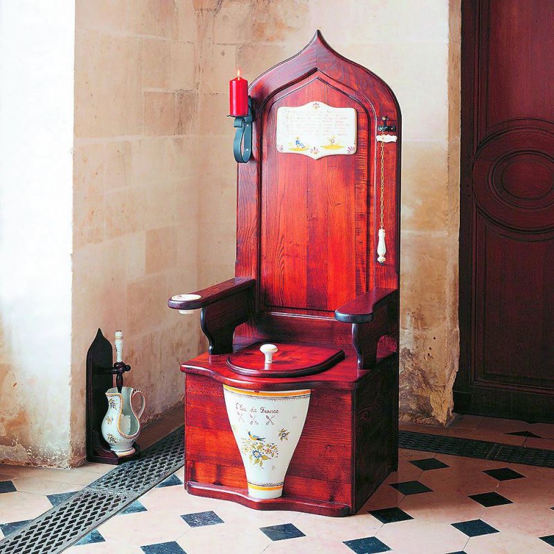 Dagobert, Wooden Toiled Throne