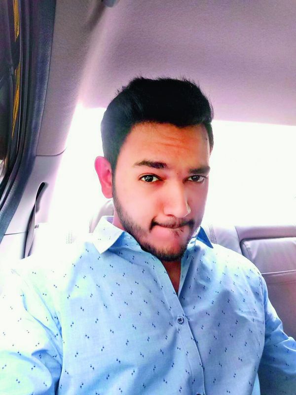 dose of humour  Mumbai-based Manthan Doshi, 23, is the admin of pages â€œ@daily_over_doseâ€ and â€œafter.effectsâ€. A college dropout, he is now a professional meme-maker and feels good communication skills are necessary for the profession