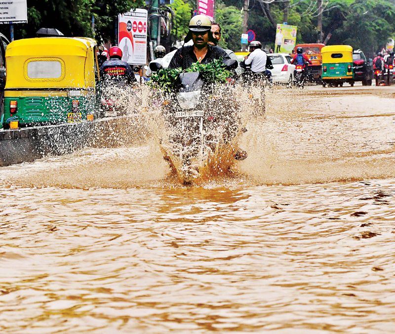 Motorists had a tough time driving on flooded Bannerghatta Road.