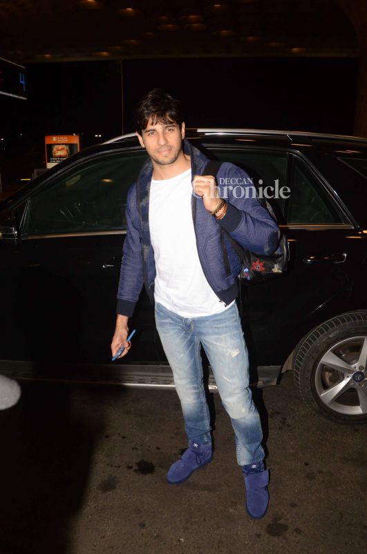 Sidharth, Tamannaah, Urvashi, Bipasha-Karan step out in style Sidharth, Tamannaah, Urvashi, Bipasha-Karan step out in style